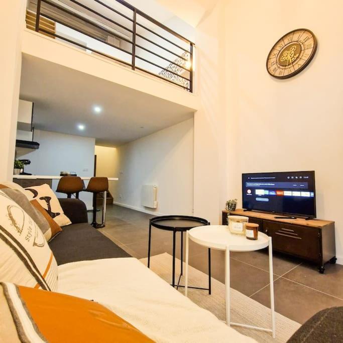 L'Atelier C Magnifique Loft Avec Terrasse Privee Apartment Saint-Etienne  Ngoại thất bức ảnh